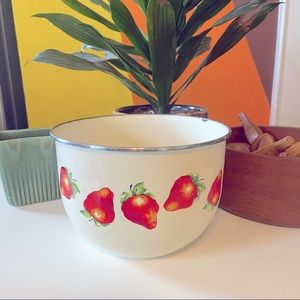 Enamel Bowl with retro vintage strawberries